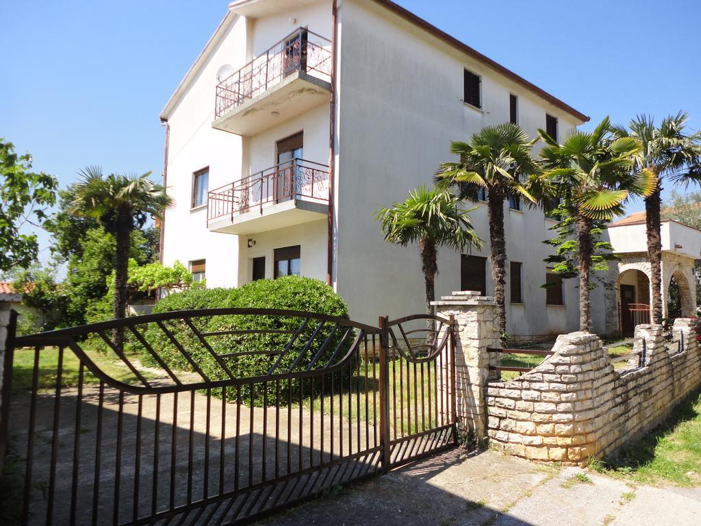Apartment Zlata Vrcevan Медулин Экстерьер фото